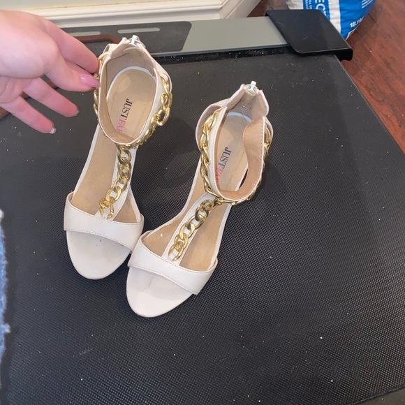 Women’s just Fab heels size 7.5 - Picture 3 of 4